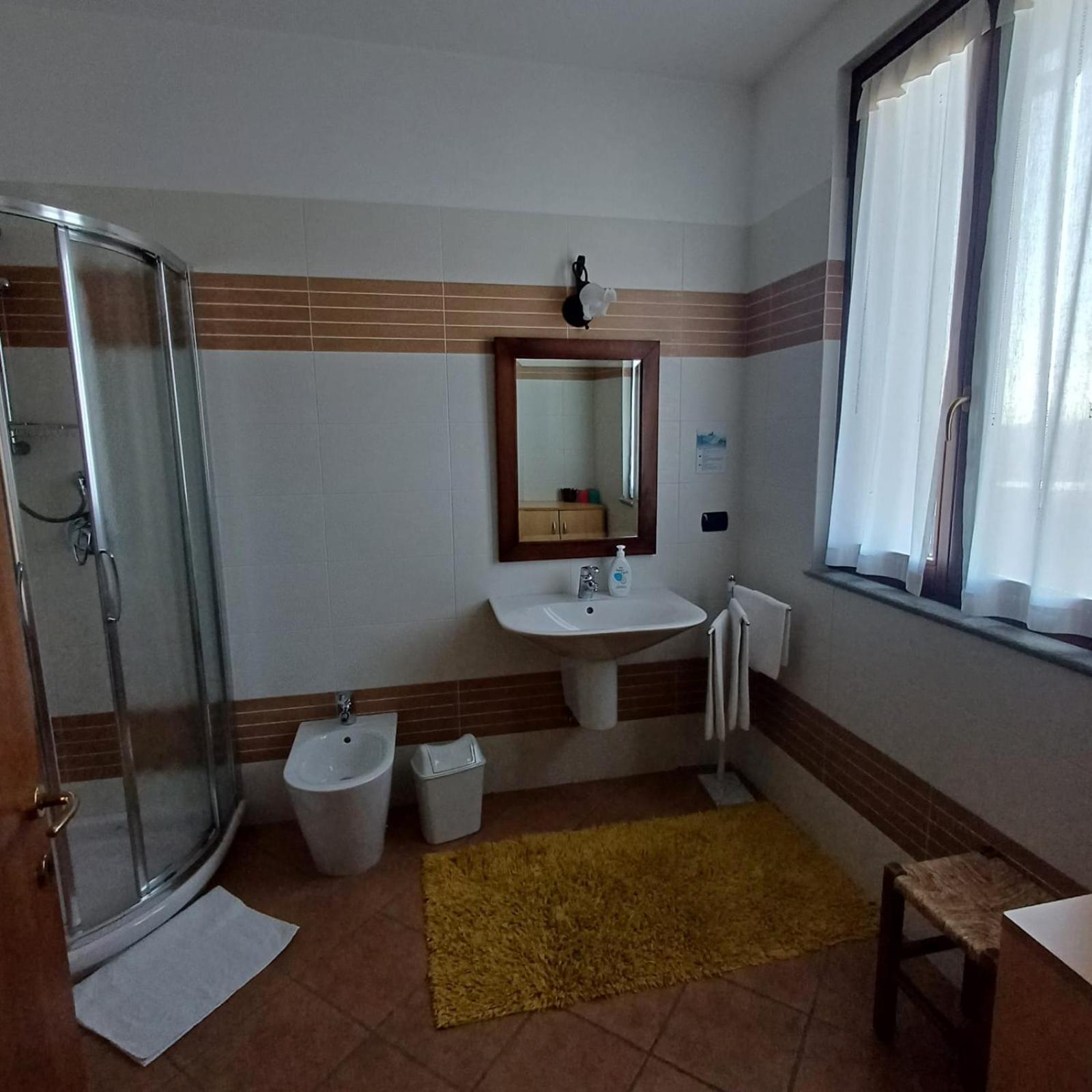Agriturismo Le Viole Barolo Kültér fotó